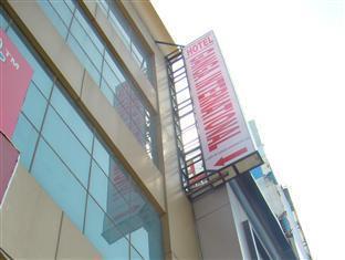 Hotel Ganga International New Delhi Bagian luar foto